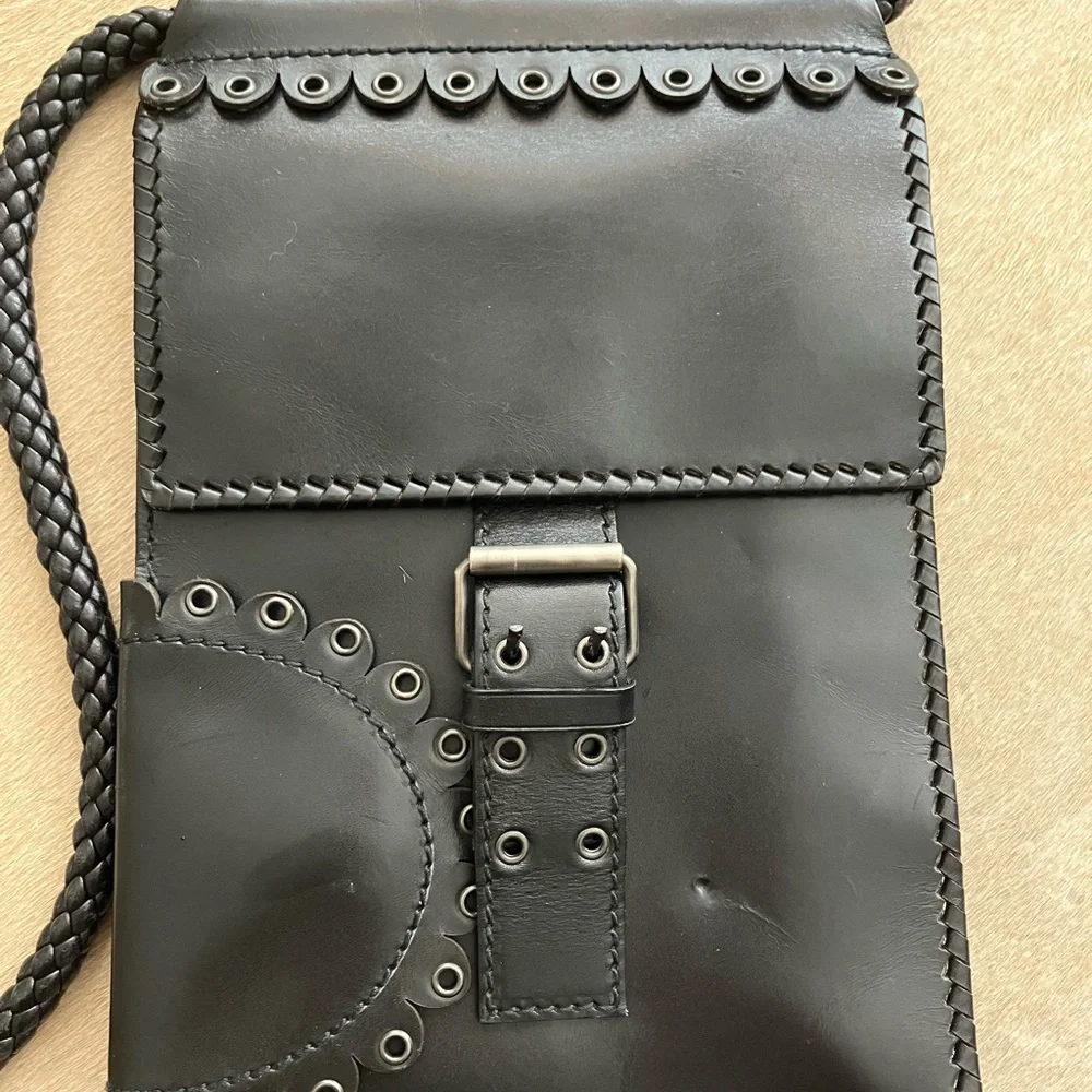 Yves Saint Laurent- um yes. Tom Ford involvement 2001 vintage - Picture 12 of 14